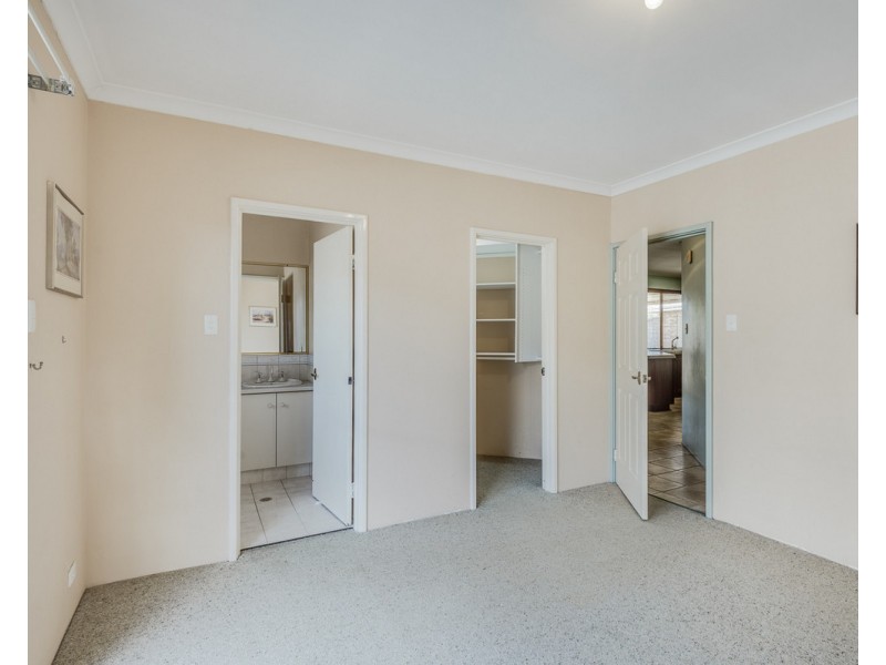 13 Wickling Drive, Beckenham WA 6107