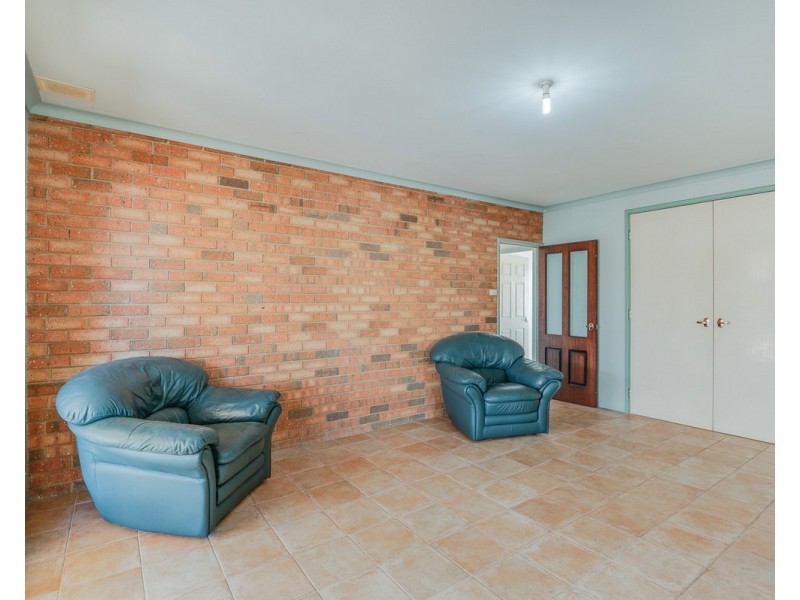 13 Wickling Drive, Beckenham WA 6107