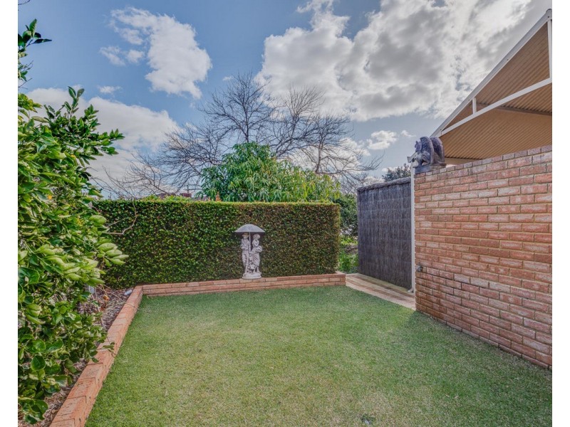 13 Wickling Drive, Beckenham WA 6107