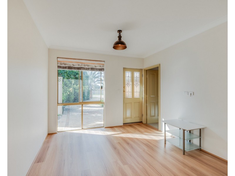 13 Wickling Drive, Beckenham WA 6107