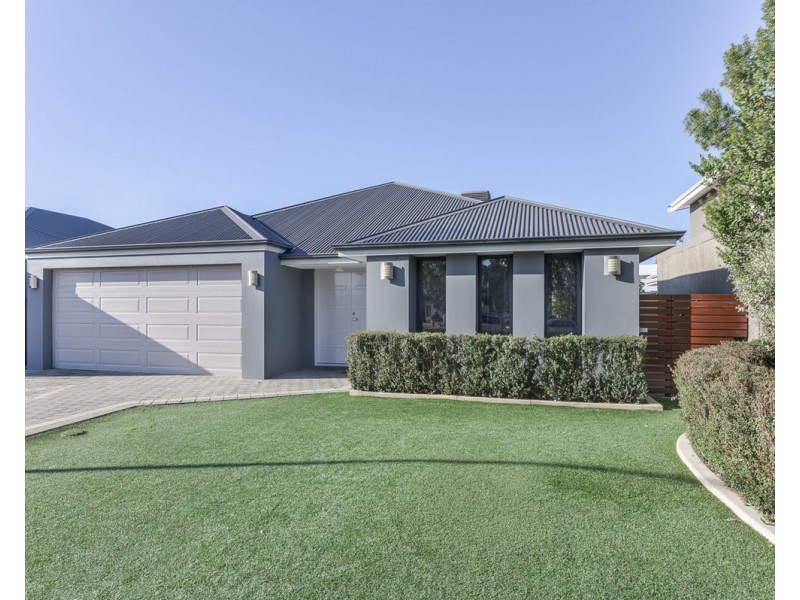 35 Linkwater Pass, Southern River WA 6110