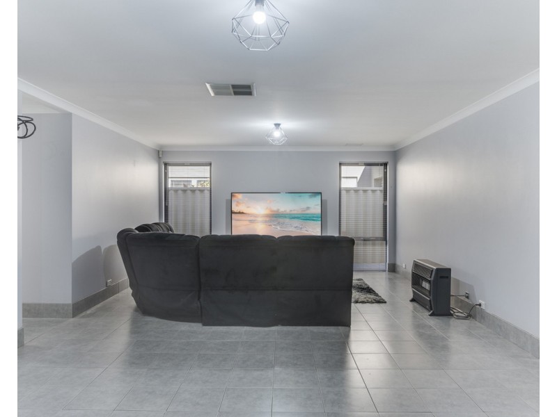 35 Linkwater Pass, Southern River WA 6110