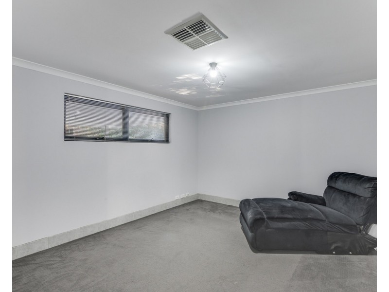 35 Linkwater Pass, Southern River WA 6110