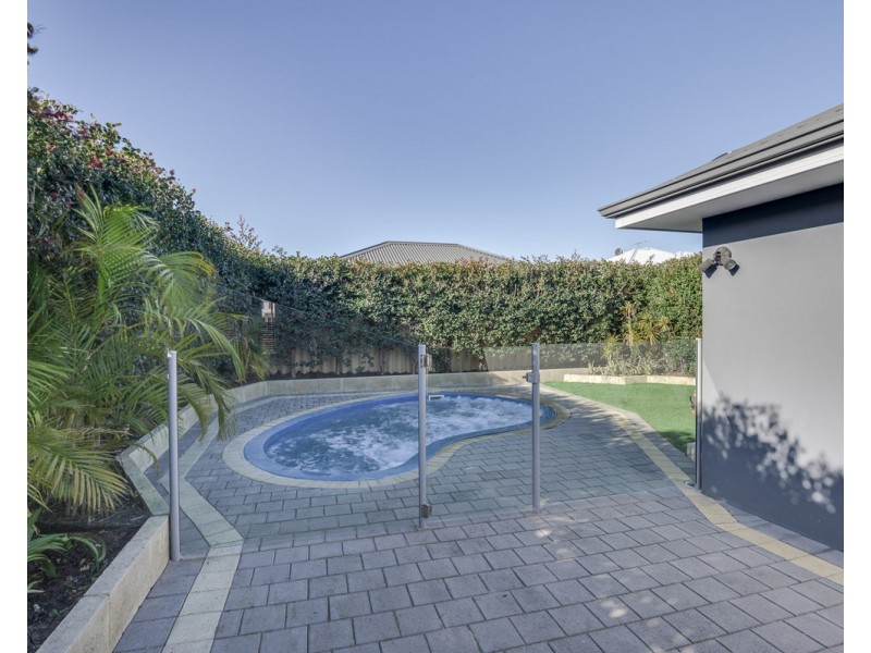 35 Linkwater Pass, Southern River WA 6110