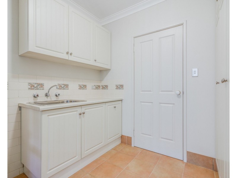 31 Blackwood Drive, Mount Nasura WA 6112