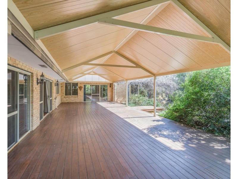 31 Blackwood Drive, Mount Nasura WA 6112