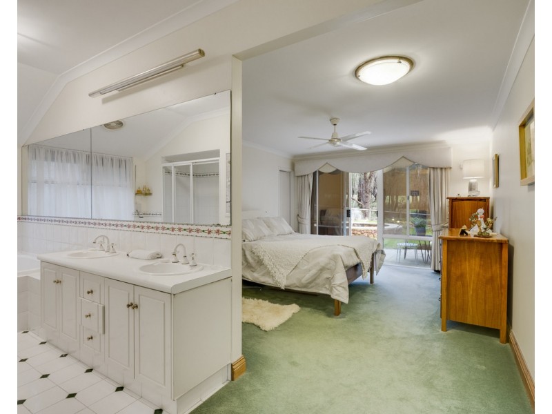 1 Sophia Grove, Roleystone WA 6111