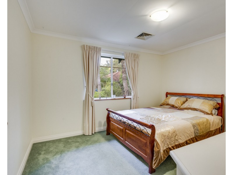 1 Sophia Grove, Roleystone WA 6111