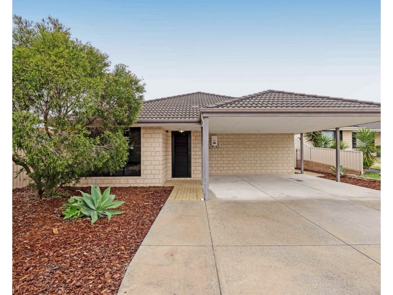 8 Ullapool Place, Seville Grove WA 6112