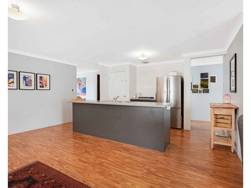 8 Ullapool Place, Seville Grove WA 6112