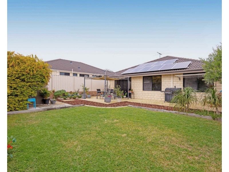 8 Ullapool Place, Seville Grove WA 6112
