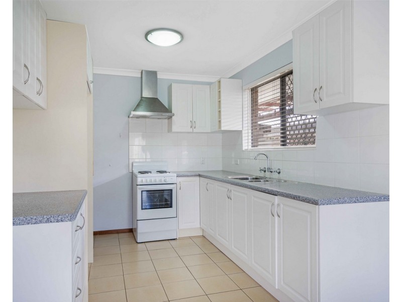 26B Blackburne Drive, Kelmscott WA 6111