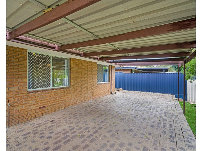 26B Blackburne Drive, Kelmscott WA 6111