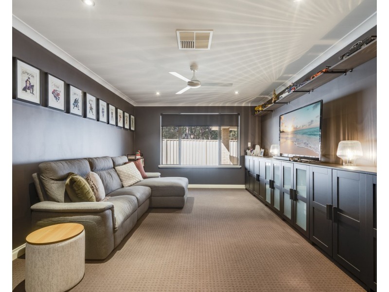 9 Pheasant Close, Seville Grove WA 6112