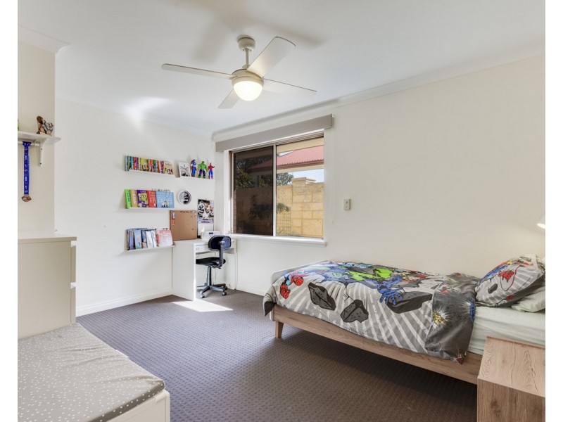 9 Pheasant Close, Seville Grove WA 6112