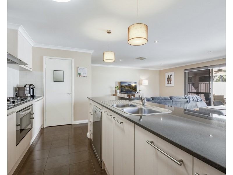 9 Pheasant Close, Seville Grove WA 6112