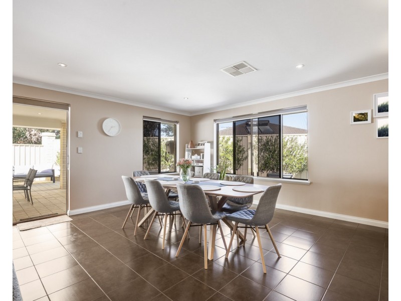 9 Pheasant Close, Seville Grove WA 6112