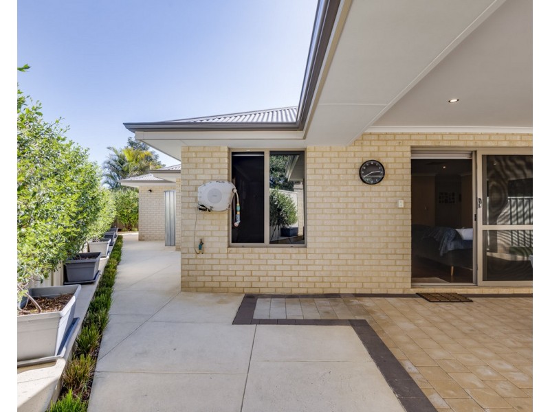 9 Pheasant Close, Seville Grove WA 6112
