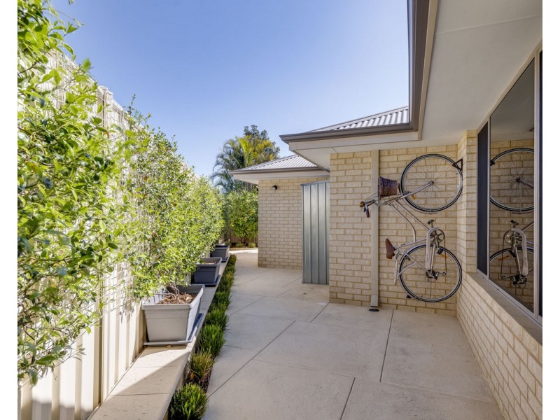 9 Pheasant Close, Seville Grove WA 6112