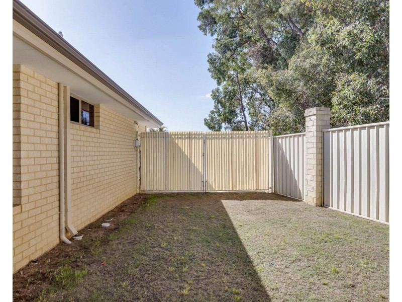 9 Pheasant Close, Seville Grove WA 6112