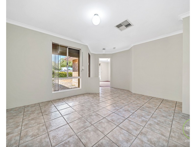 148 Hamilton Street, Queens Park WA 6107