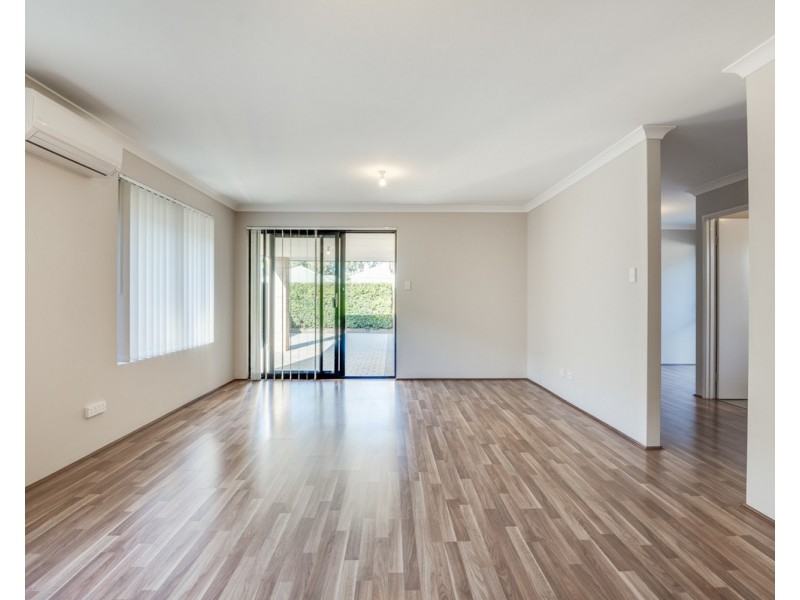 18 Bundoran Approach, Hilbert WA 6112