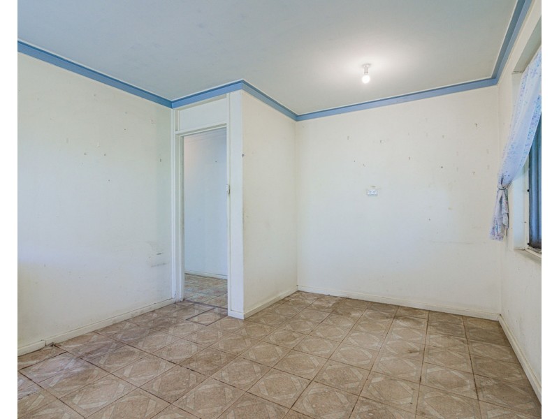 8 Chamberlain Way, Armadale WA 6112