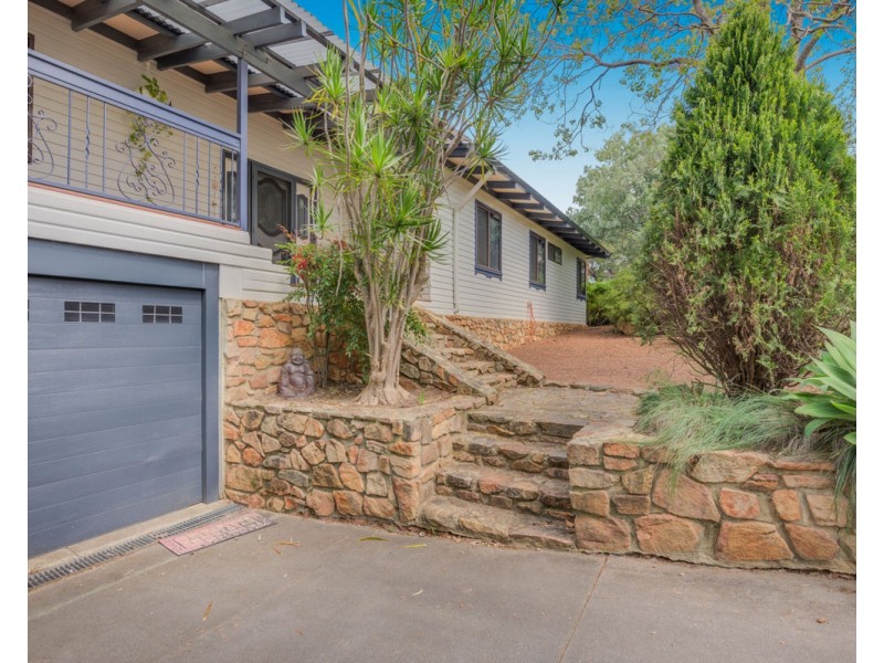 12 Blackwood Drive, Mount Nasura WA 6112