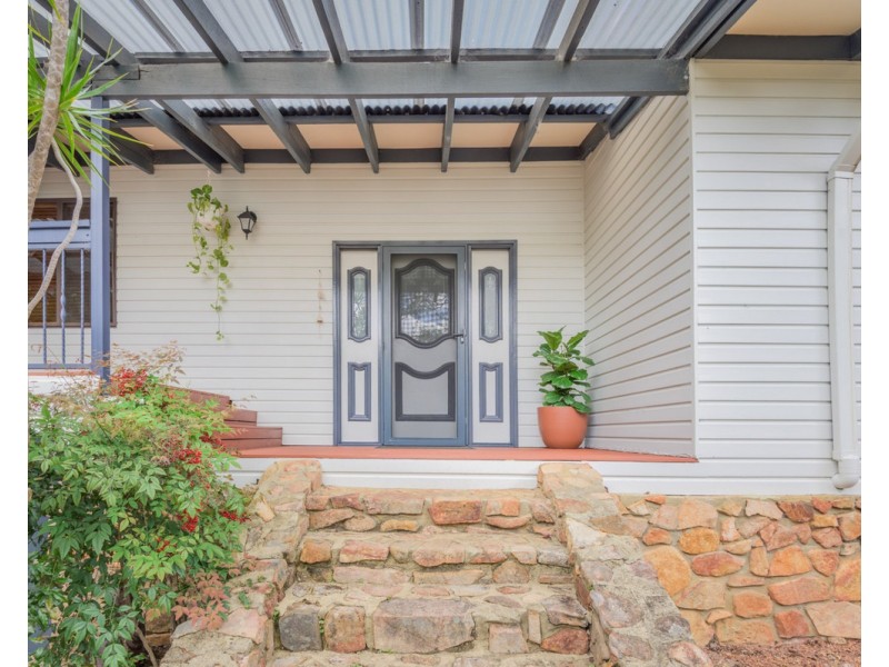 12 Blackwood Drive, Mount Nasura WA 6112