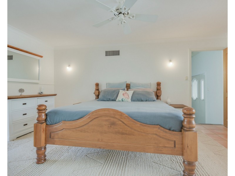 12 Blackwood Drive, Mount Nasura WA 6112