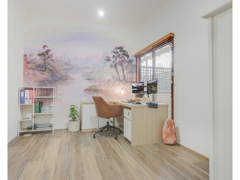 12 Blackwood Drive, Mount Nasura WA 6112