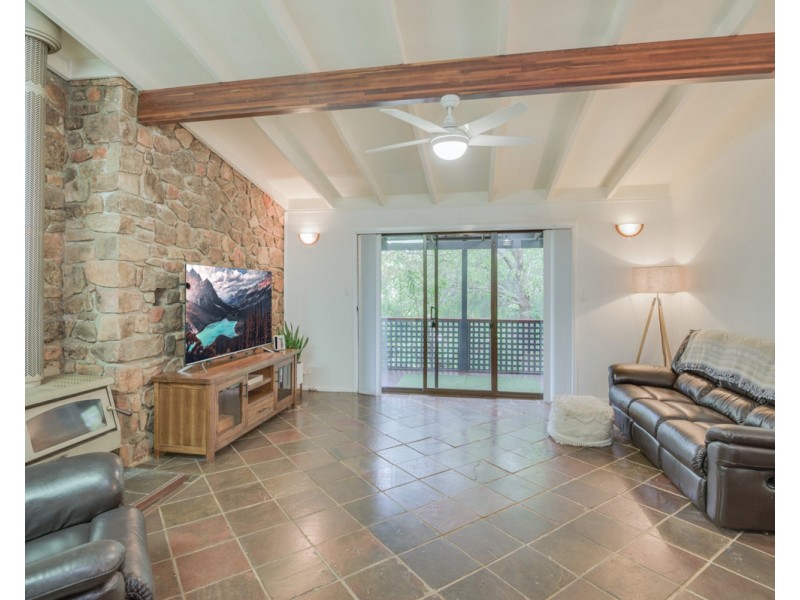 12 Blackwood Drive, Mount Nasura WA 6112