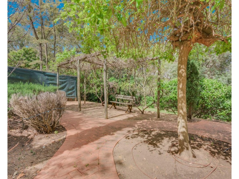 12 Blackwood Drive, Mount Nasura WA 6112