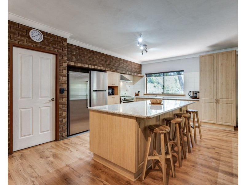 3 Aristea Place, Roleystone WA 6111