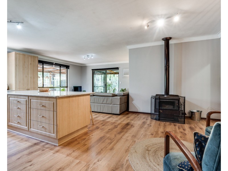 3 Aristea Place, Roleystone WA 6111