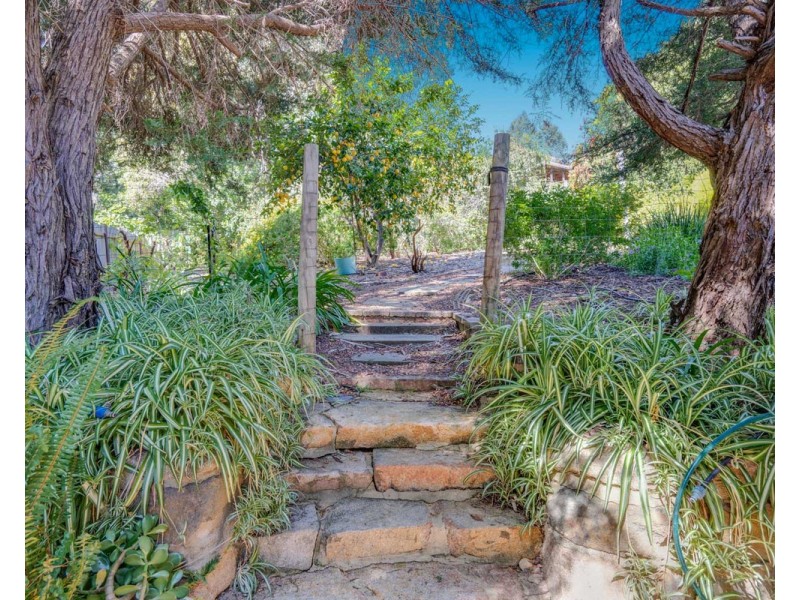3 Aristea Place, Roleystone WA 6111