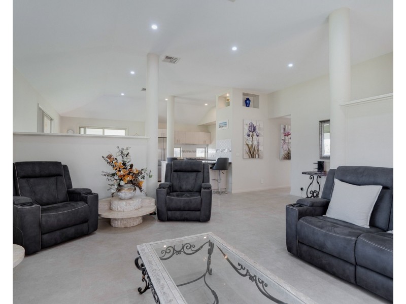 71 Amarillo Drive, Karnup WA 6176