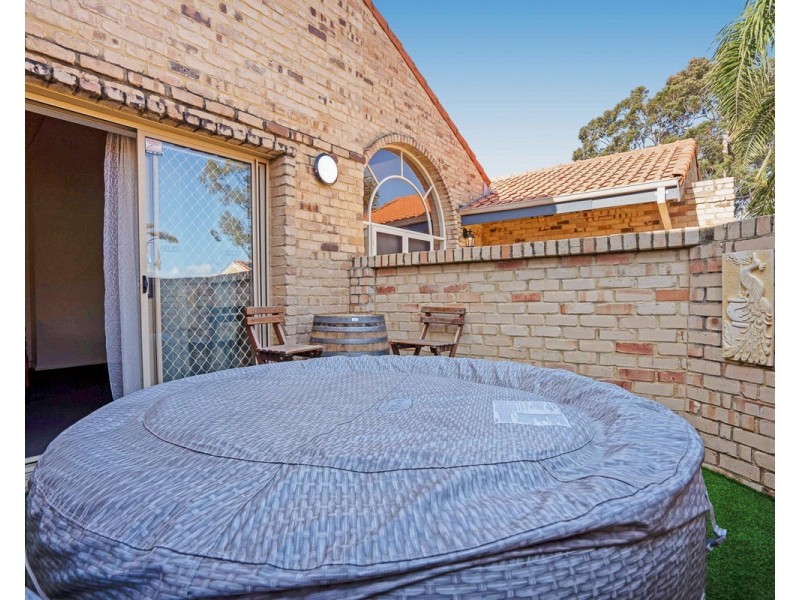 71 Amarillo Drive, Karnup WA 6176