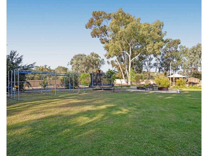 71 Amarillo Drive, Karnup WA 6176