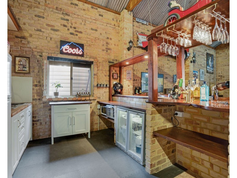 71 Amarillo Drive, Karnup WA 6176