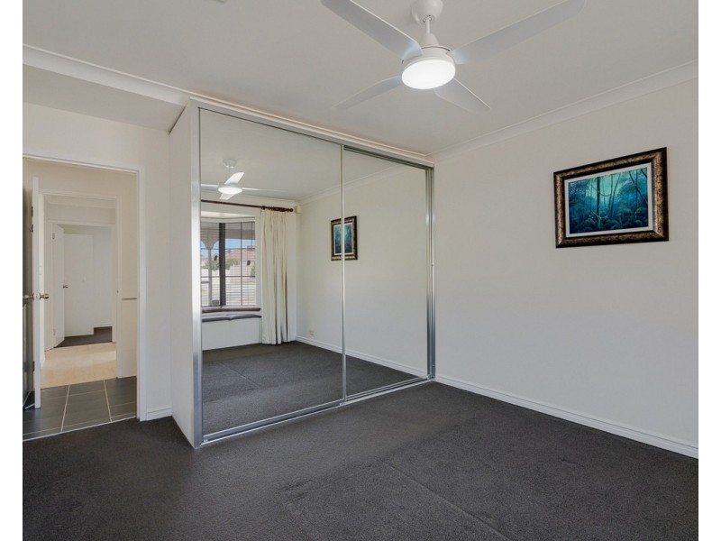 3 Excalibur Circle, Camillo WA 6111