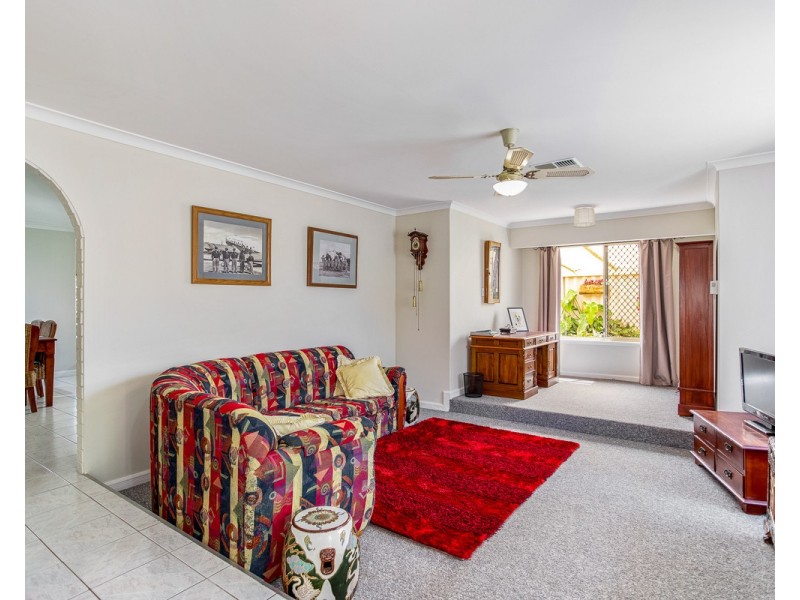 16 Ammerdown Place, Erskine WA 6210