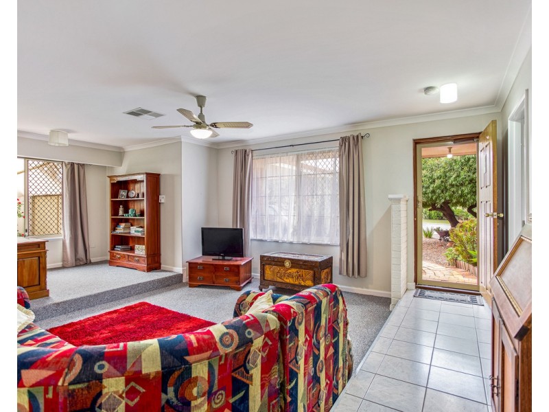 16 Ammerdown Place, Erskine WA 6210