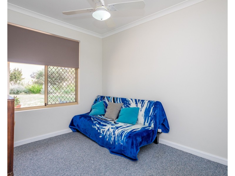 16 Ammerdown Place, Erskine WA 6210