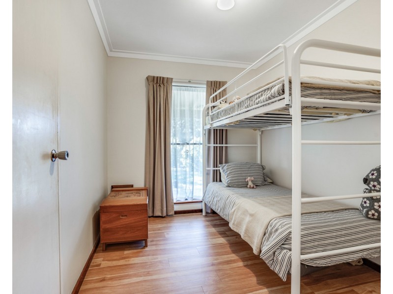 64 Cross Road, Bedfordale WA 6112