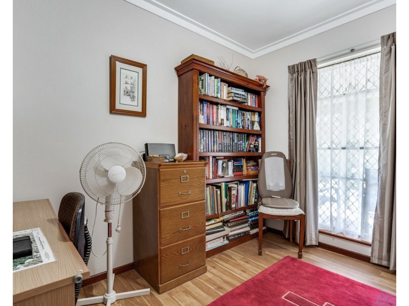 64 Cross Road, Bedfordale WA 6112