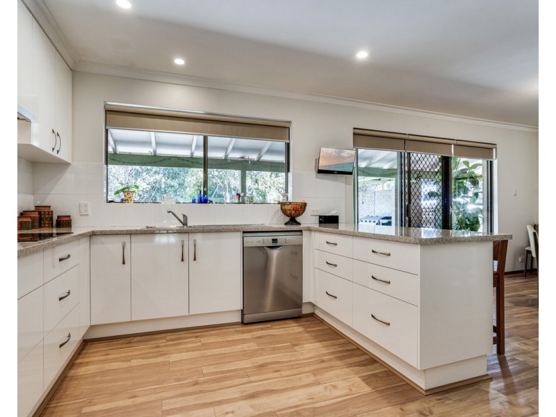 64 Cross Road, Bedfordale WA 6112