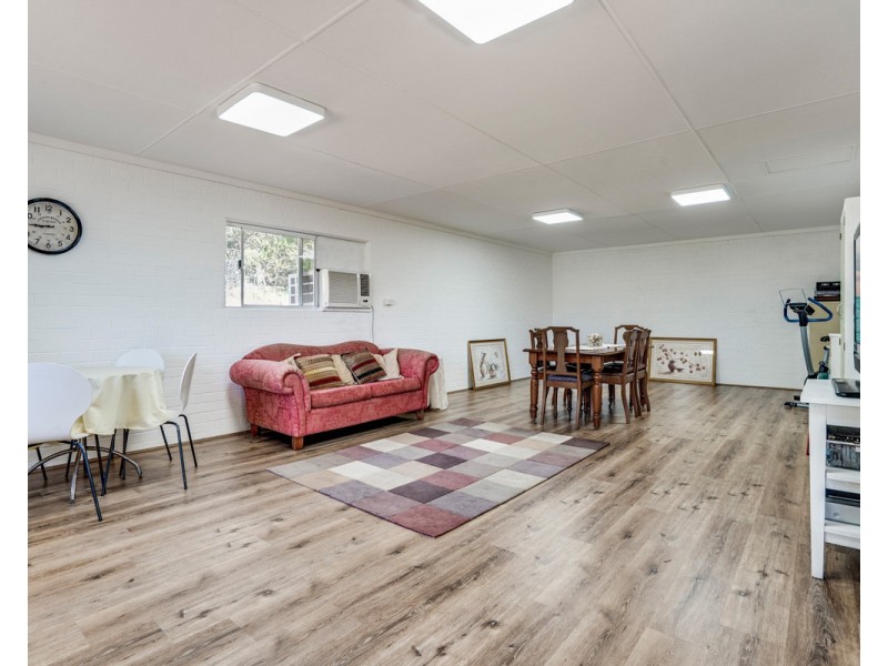 64 Cross Road, Bedfordale WA 6112