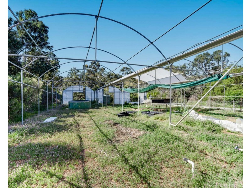 64 Cross Road, Bedfordale WA 6112