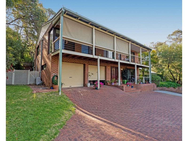 22 Croyden Road, Roleystone WA 6111